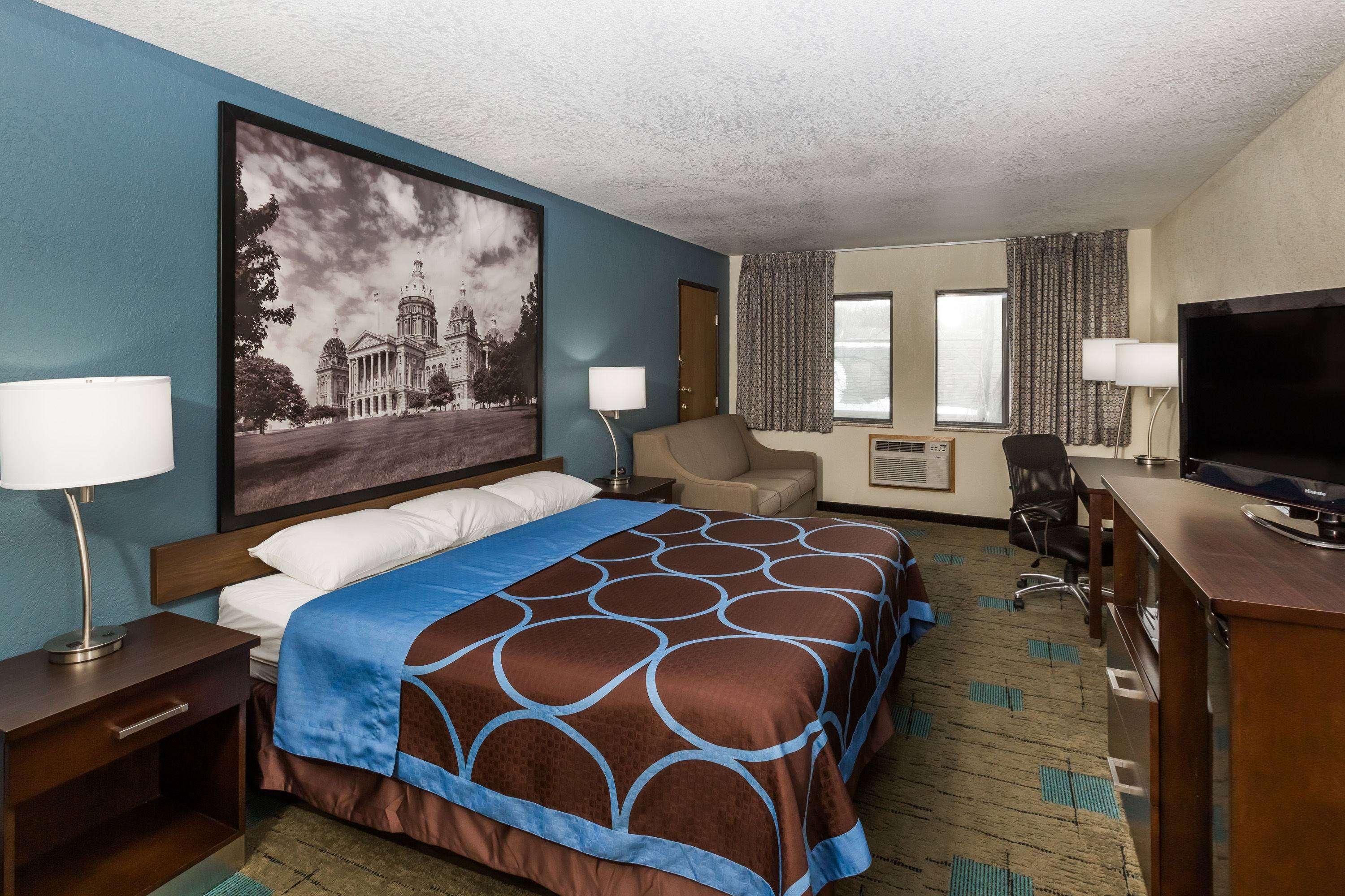 Super 8 By Wyndham Urbandale/Des Moines Area Motel Ngoại thất bức ảnh