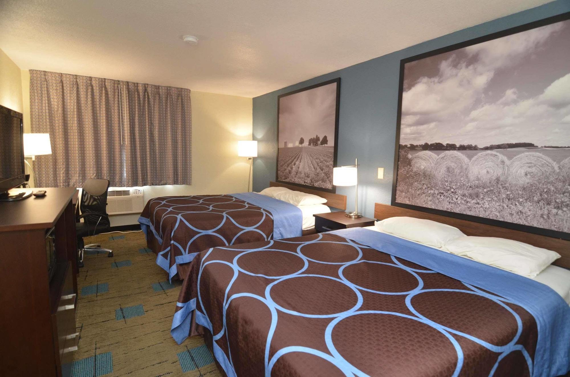 Super 8 By Wyndham Urbandale/Des Moines Area Motel Ngoại thất bức ảnh